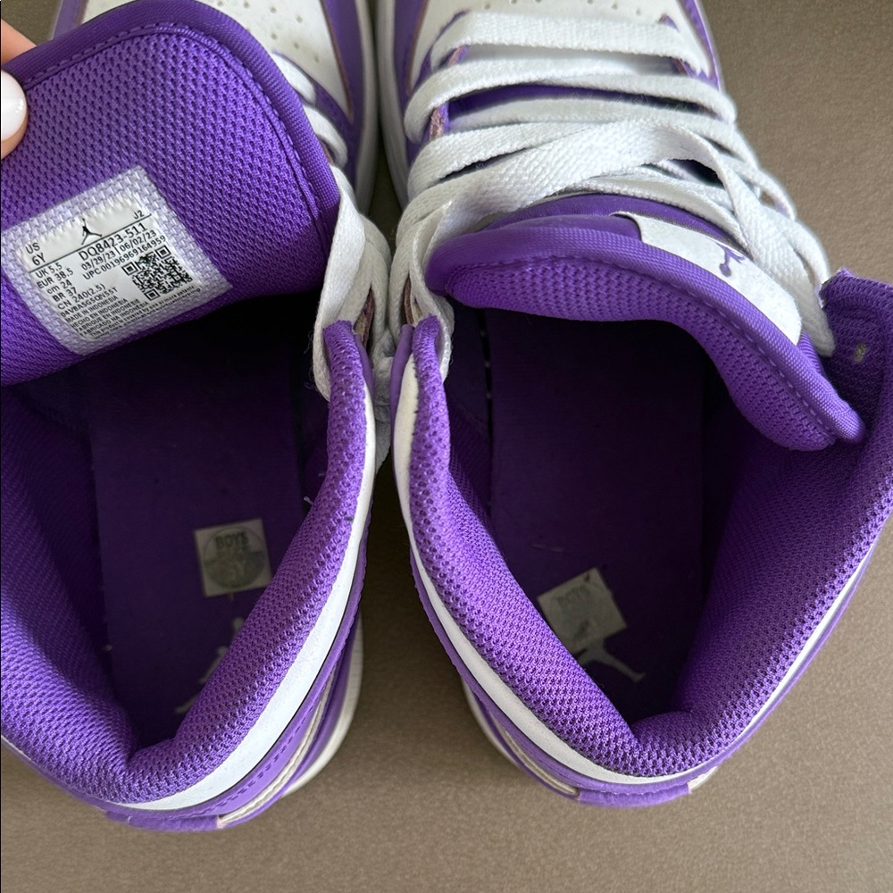 Boy, Jordan ones Purple and White Sneakers - Picture 6 of 7